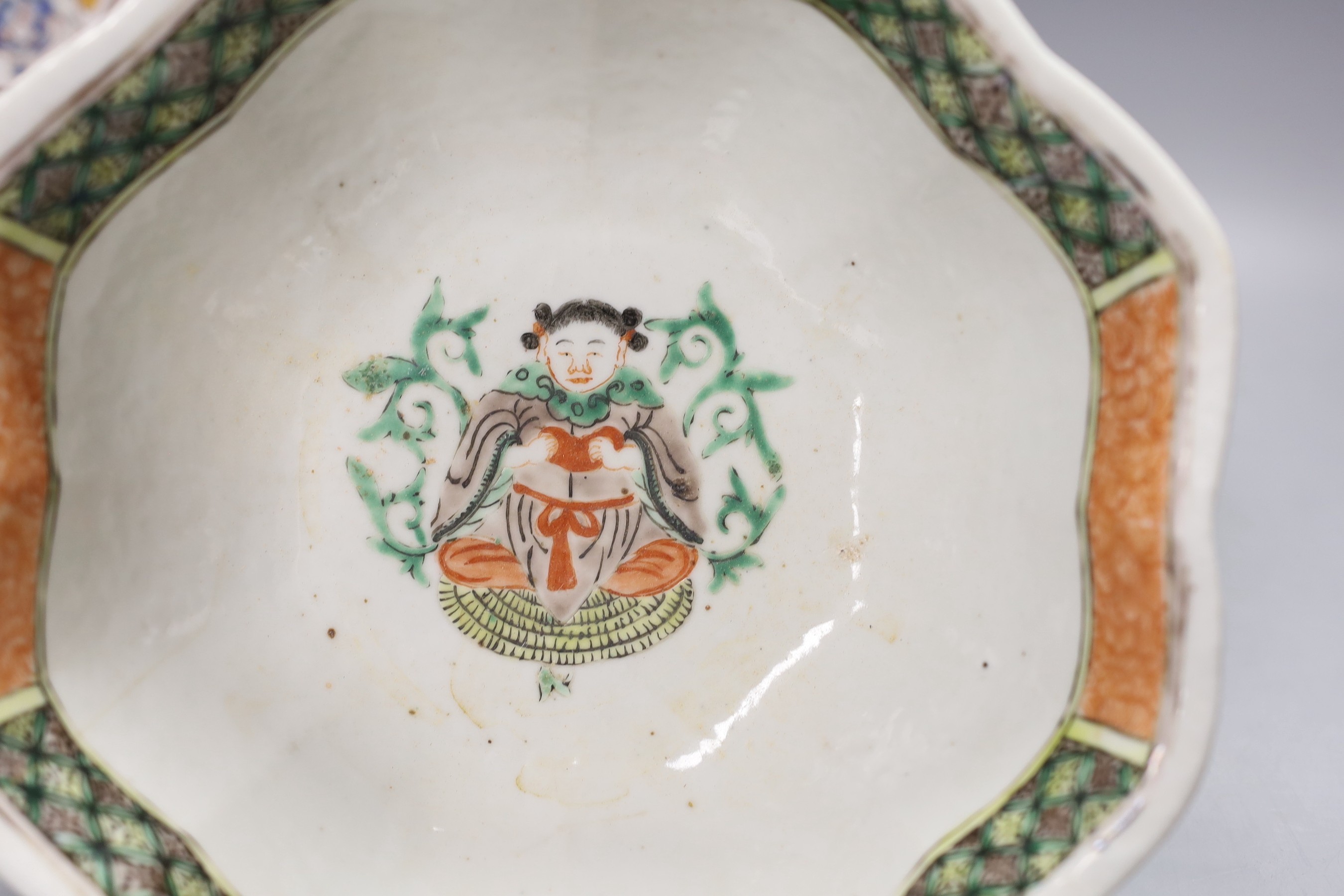 A Chinese famille verte octagonal bowl, early 20th century and other oriental ceramics, to include a wall mask, brush pot and dish